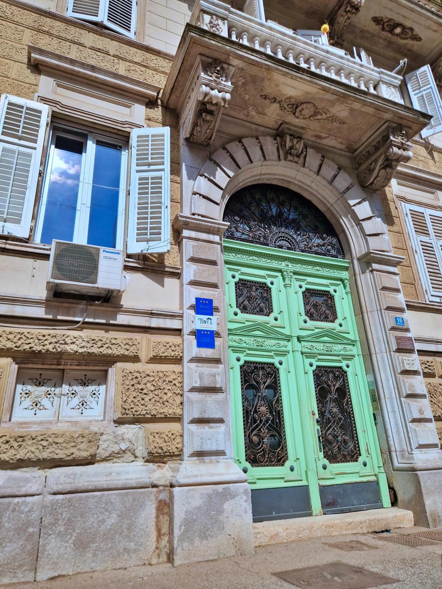 Lola'S Place Rijeka Exterior foto
